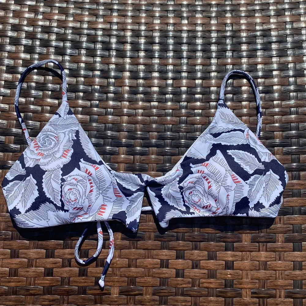 Bikini Top - Picture 1 of 2